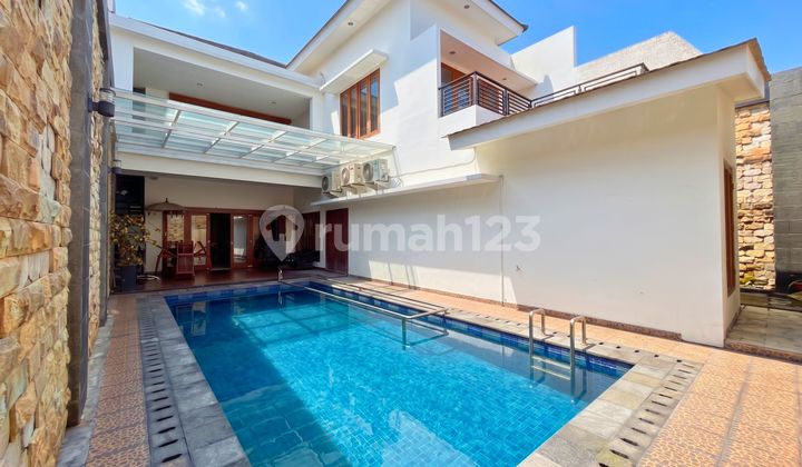 Rumah Mewah Tebet Timur, Akses Lebar Luas Hampir 500 M2!