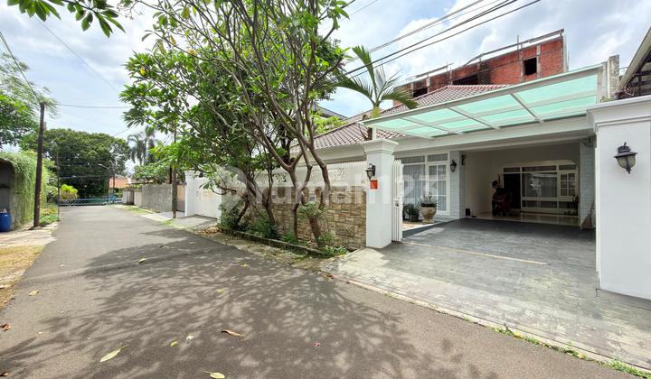 Komplek Premium Tebet ( Akses 3 Mobil ) One Gate System