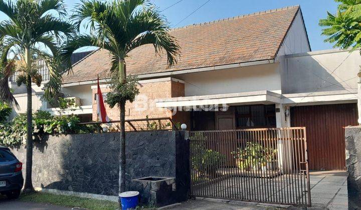 Rumah siap huni di lingkungan nyaman di kawasan elite Parakan Elok Buah Batu Bandung 2