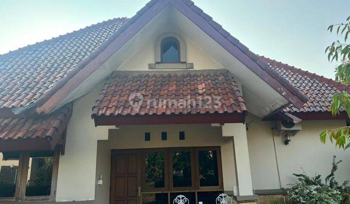 Rumah HOOK Bagus Dan Nyaman di Taman Setiabudi, Banyumanik, Semarang 1