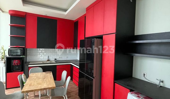 Disewakan Rumah 2 Lantai Full Furnish Di The Green - Bsd City  2