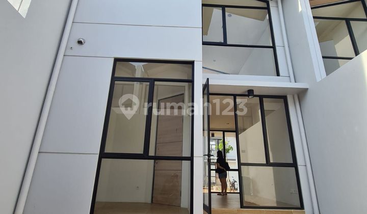 Rumah Baru Dekat Akses Tol Di Cendana Icon Estate Lippo Karawaci 