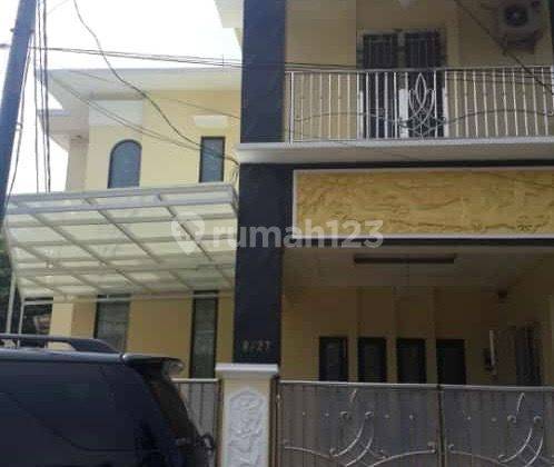 Rumah 2 Lantai Bagus SHM di Duta Harapan, Bekasi 2