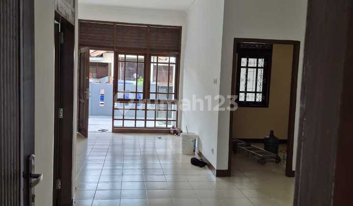 Disewakan Rumah Villa Melati Mas, Tangerang 8X15 2