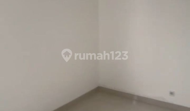 Disewakan Rumah Hook di Giantaea Nerin Serpong 2