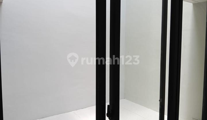 Disewakan Rumah Milenial Pantai Indah Kapuk 2 2