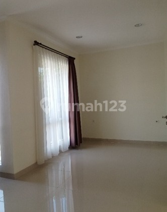 Disewakan Rumah di Cluster Tesla Utara, Gading Serpong 2