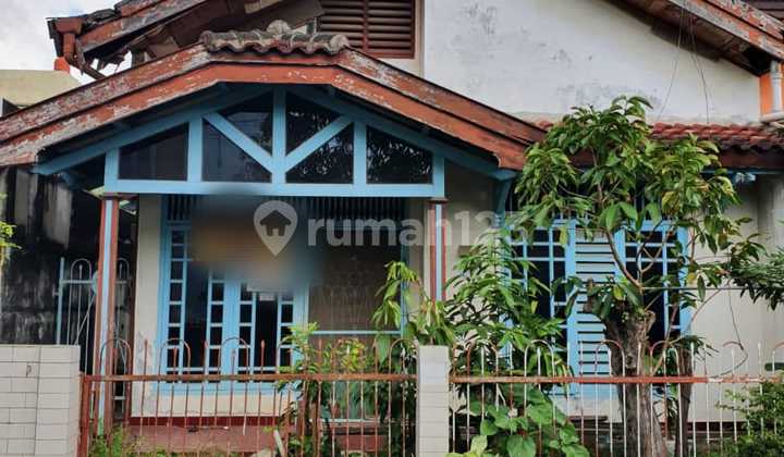 For Sale House on Mayor Ruslan Street, Palembang