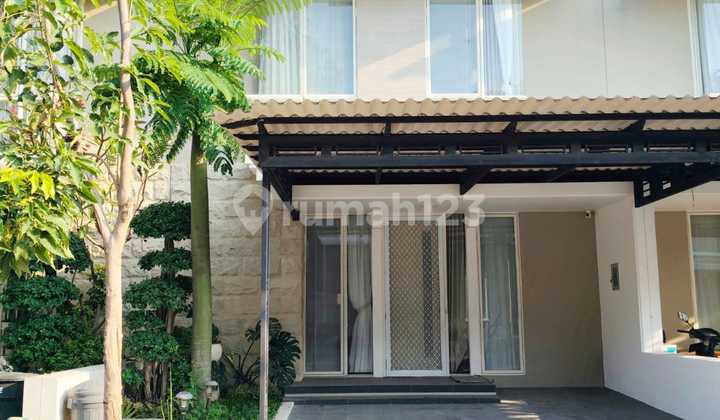 Rumah Mewah Full Furnished Greenlake Citraland Surabaya Barat