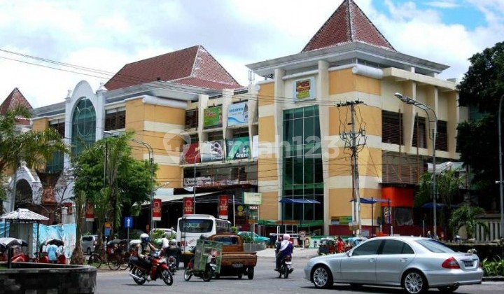 SUPER HOT Mall Building Strategic Location Competitive Price In Solo SUPER HOT Mall Building Strategic Location Competitive Price In Solo