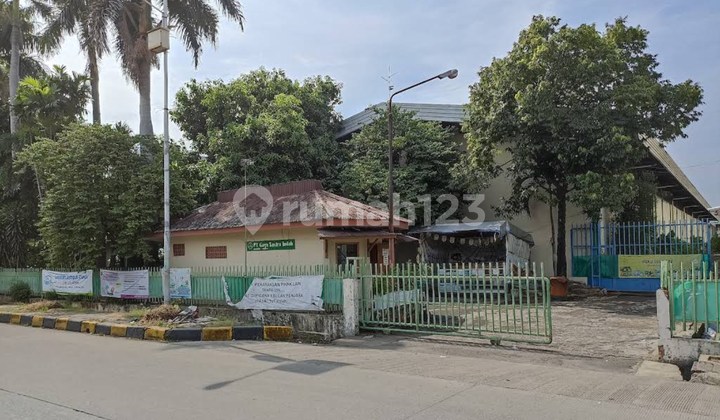 SUPER HOT Factory with Strategic Container Access Location in Cakung
