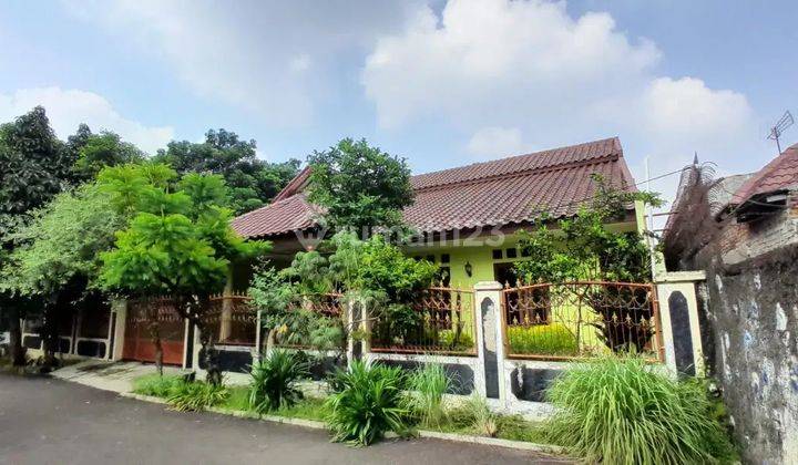 Rumah Luas Dan Nyaman di Pancoran Mas, Depok 1