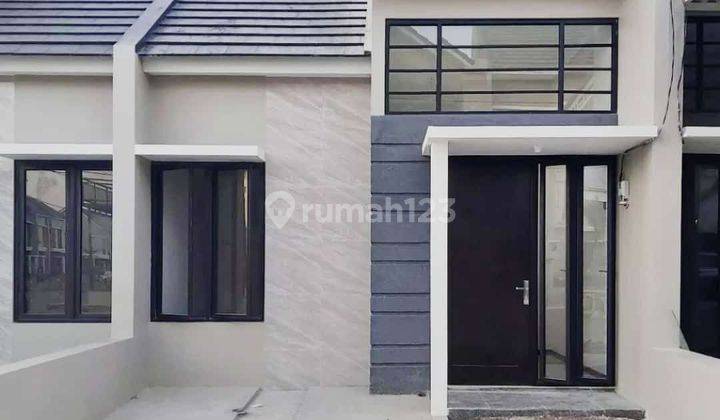 Rumah Baru Sertifikat Hak Milik di Jalan Gunung Anyar, Surabaya