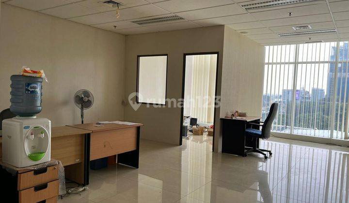 Gedung Kantor Siap Huni Lokasi Strategis di Dipo Tower, Tanah Abang, Jakarta Pusat 1