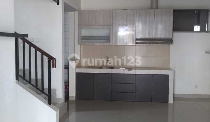 Dijual Cluster Thomson Hook 2 Lantai Hadap Utara 2