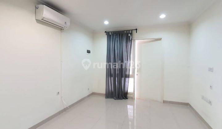 Rumah Thomson Gading Serpong, Tangerang Semi Furnished  2