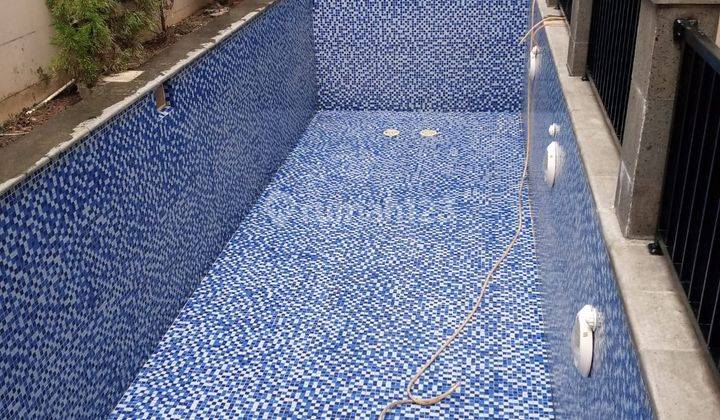 DISEWAKAN Rumah Furnished WITH POOL Sutera Onix Alam Sutera, Tangerang 1