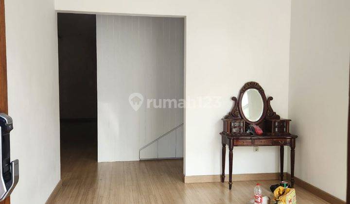 DI JUAL Rumah Semi Furnished SIAP HUNI Sutera Onix Alam Sutera, Tangerang 2