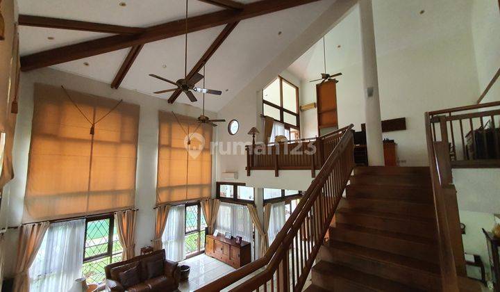 DIJUAL Rumah High Ceiling dgn nuansa villa dominasi kayu TERRACE BSD Bukit Golf, Tangerang 1