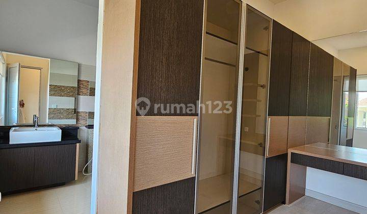 Di Jual Rumah 3 Lantai Desain Premium di Onix Alam Sutera, Tangerang 2