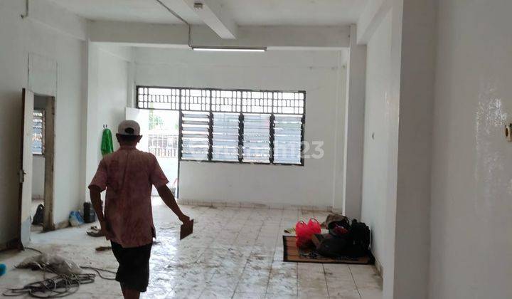 Ruko Gandeng 3 Lantai di Jala Raya Pamulang, Tangerang Selatan 2