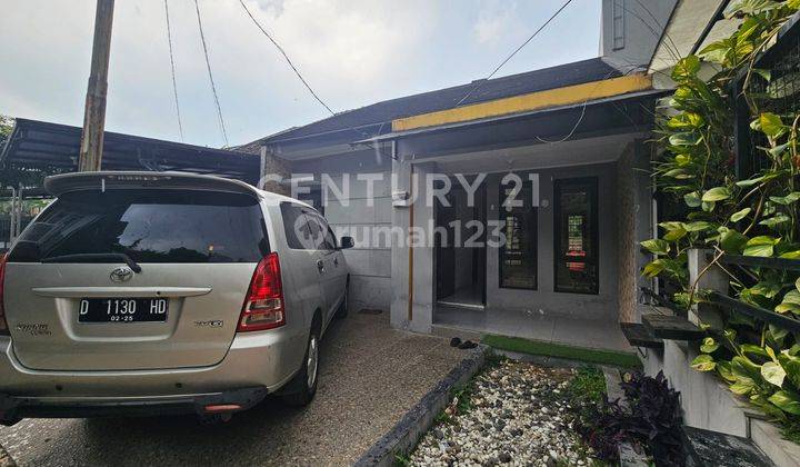 Rumah Asri Pemandangan Indah Ke Kota Bandung Timur  1