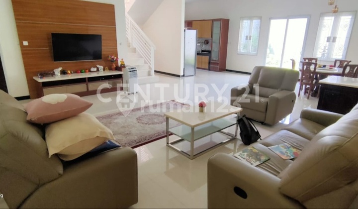 Sewa Rumah Full Furnish Tinggal Bawa Koper  Taman Holis 