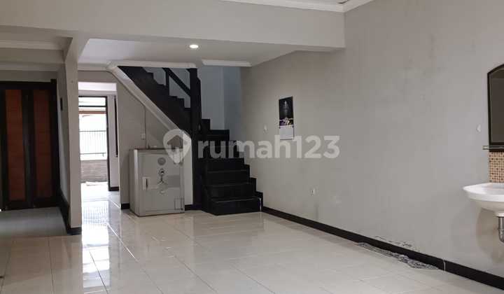 Beautiful 1.5-Story House Near Sumber Asih Shopping Center, Sumber Sari