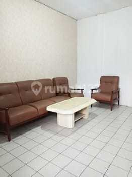 Rumah 2 Lantai Pusat Kota Di Jl Ciateul Bandung 1
