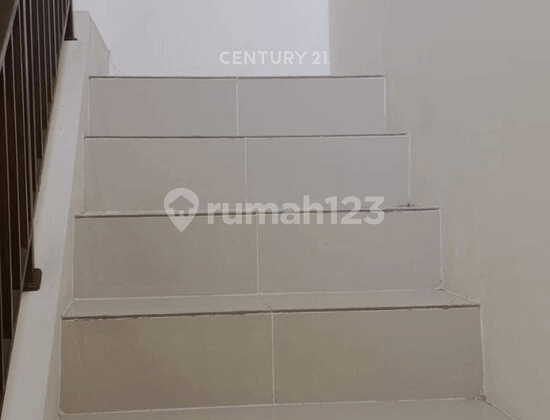 Rumah Minimalis Harga Sangat Manis di Podomoro Park 2