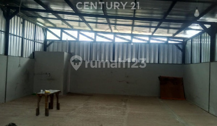 Fast Rental: Cheap Warehouse in Jatinangor, Highly Strategic Location