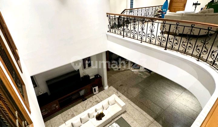 For Sale Classic Luxury House in Permata Buana, West Jakarta 2