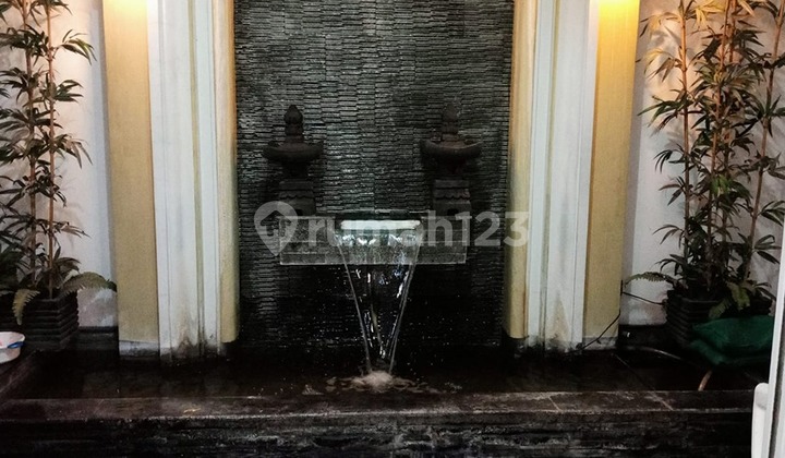 Rumah Bagus,Cantik,Rapih Full Furnish DaanMogot Baru Jakarta Barat 2
