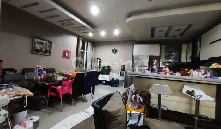 Fully Furnished South-Facing Move-In Ready House in West Jakarta 2