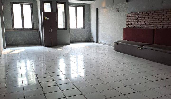 Sewa Ruko 2 Lantai Stategis di Cihampelas Bandung Pusat Kota 1