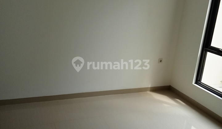 Di Jual Rumah Metland Puri 2 Lantai Shm Cipondoh Tangerang 2