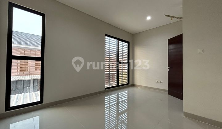 For Sale Two-Story House in Nortben Cluster, Metland Cyber, Cipondoh, Tangerang