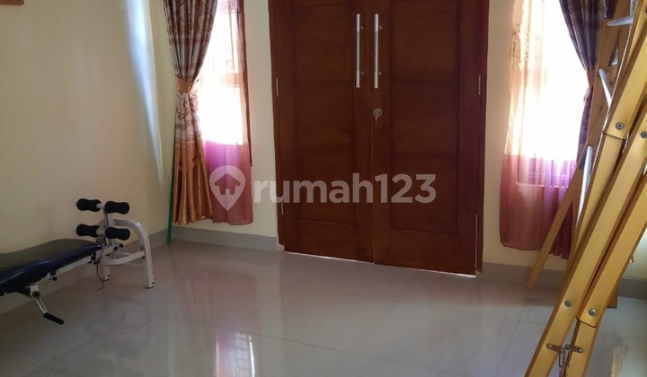 Di Jual Rumah di Cluster Bumi Pajaran Cipondoh 2