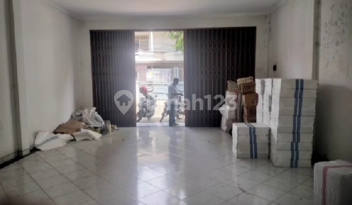 Di Jual Ruko Siap Huni Dua Lantai Setengah Di Kosambi Jakarta Barat Di Jual Ruko Siap Huni Dua Lantai Setengah Di Kosambi Jakarta Barat