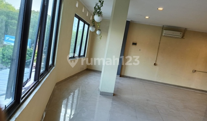 Connected Shop House Daan Mogot Good Strategic Ready to Occupy Connected Shop House Daan Mogot Good Strategic Ready to Occupy