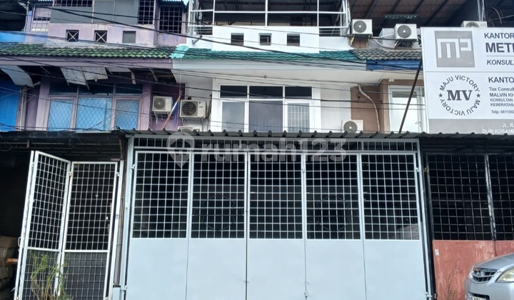 Di Jual Ruko Tiga Lantai Di Kosambi Baru Jaya Luas 105 Hgb Jakbar