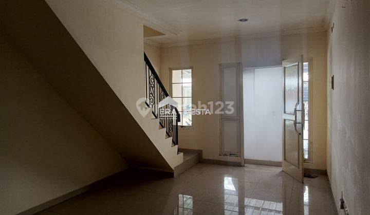 Di Sewakan Rumah Glc Cluster West Eropa 2 Lantai Cipondoh Tangerng 1