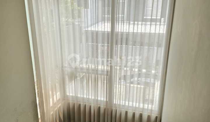 Di Jual Rumah Di Banjar Wijaya Dua Lantai Cipondoh Tangerang Bagus 2