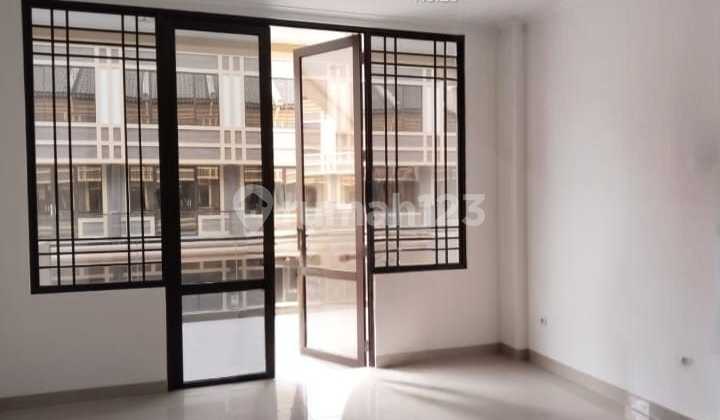 For Rent Rujo Korean Town Green Lake City Tangerang