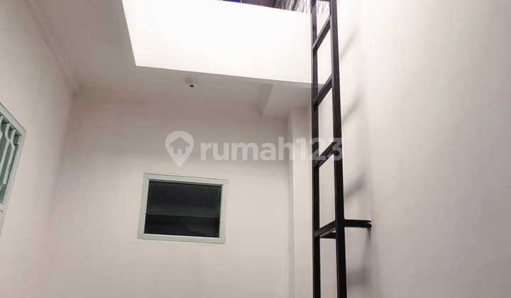 Xi Rents Out Kresek Indah House in Kosambi, Cengkareng, DKI