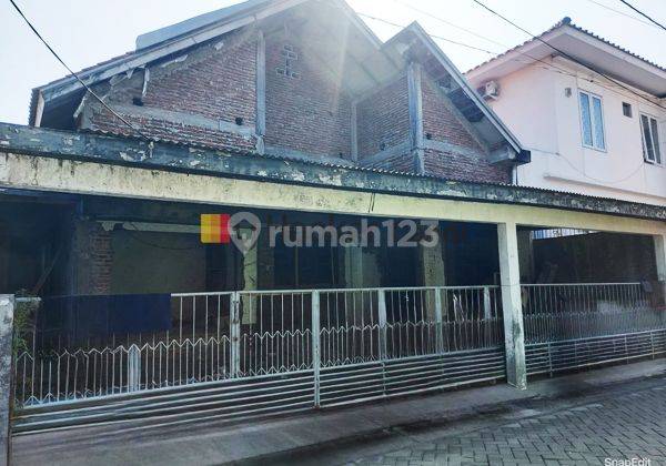 Rumah di Unta Semarang 1