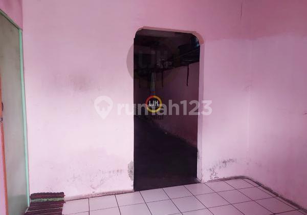 Kost di Gedung Batu Tengah Semarang