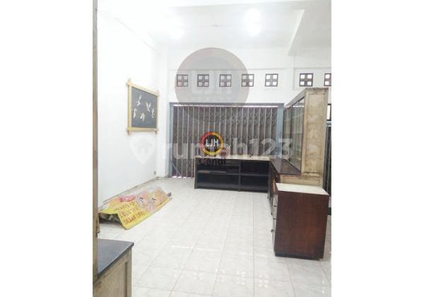 Ruko di MT Haryono Semarang 1