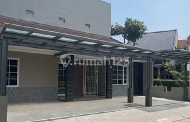 For Sale House Location Singgasana Pradana 2