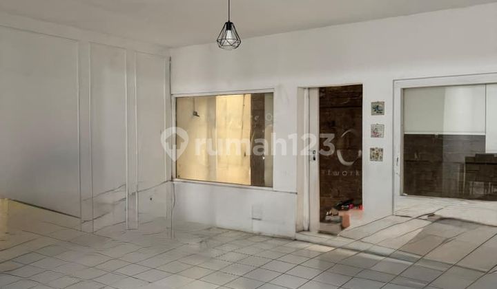 Disewakan Rumah di Suryalaya